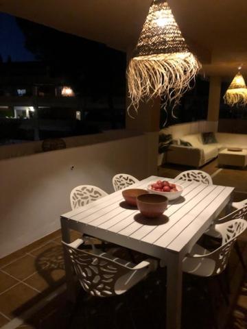 Center Beach 2 Beds Appartement Elviria Marbellac Extérieur photo
